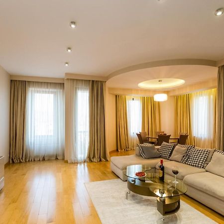 Central Cosy 5Bd-5Bath Apartment Tbilisi Exterior photo
