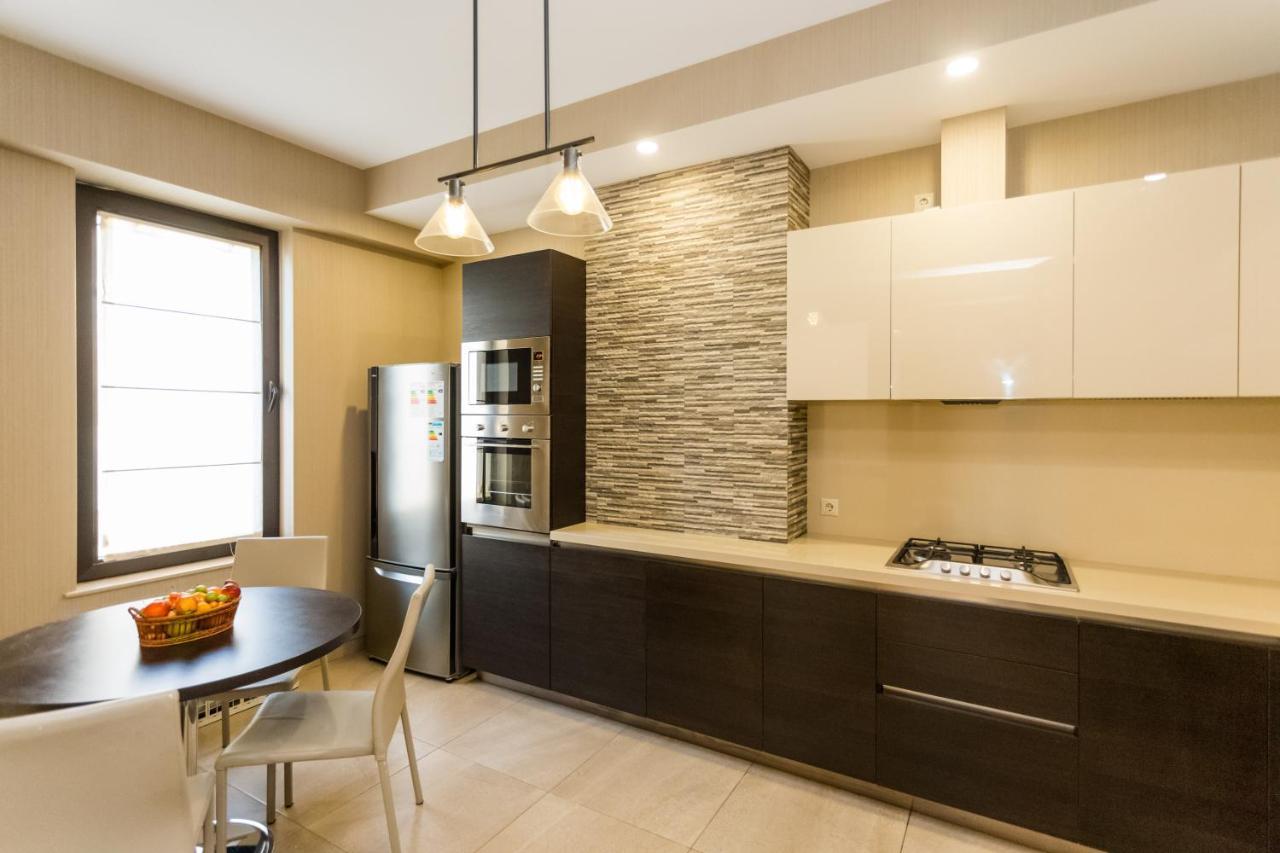 Central Cosy 5Bd-5Bath Apartment Tbilisi Exterior photo