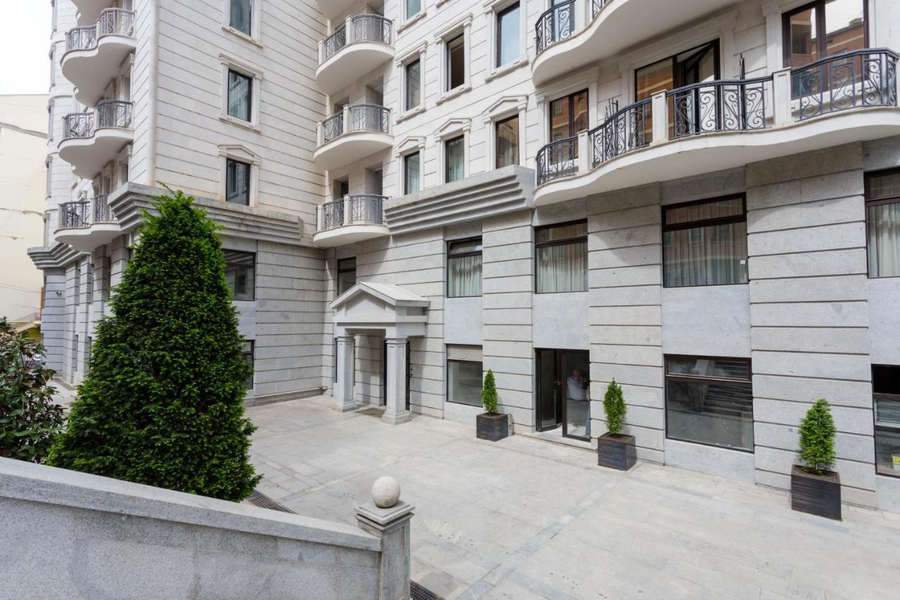 Central Cosy 5Bd-5Bath Apartment Tbilisi Exterior photo